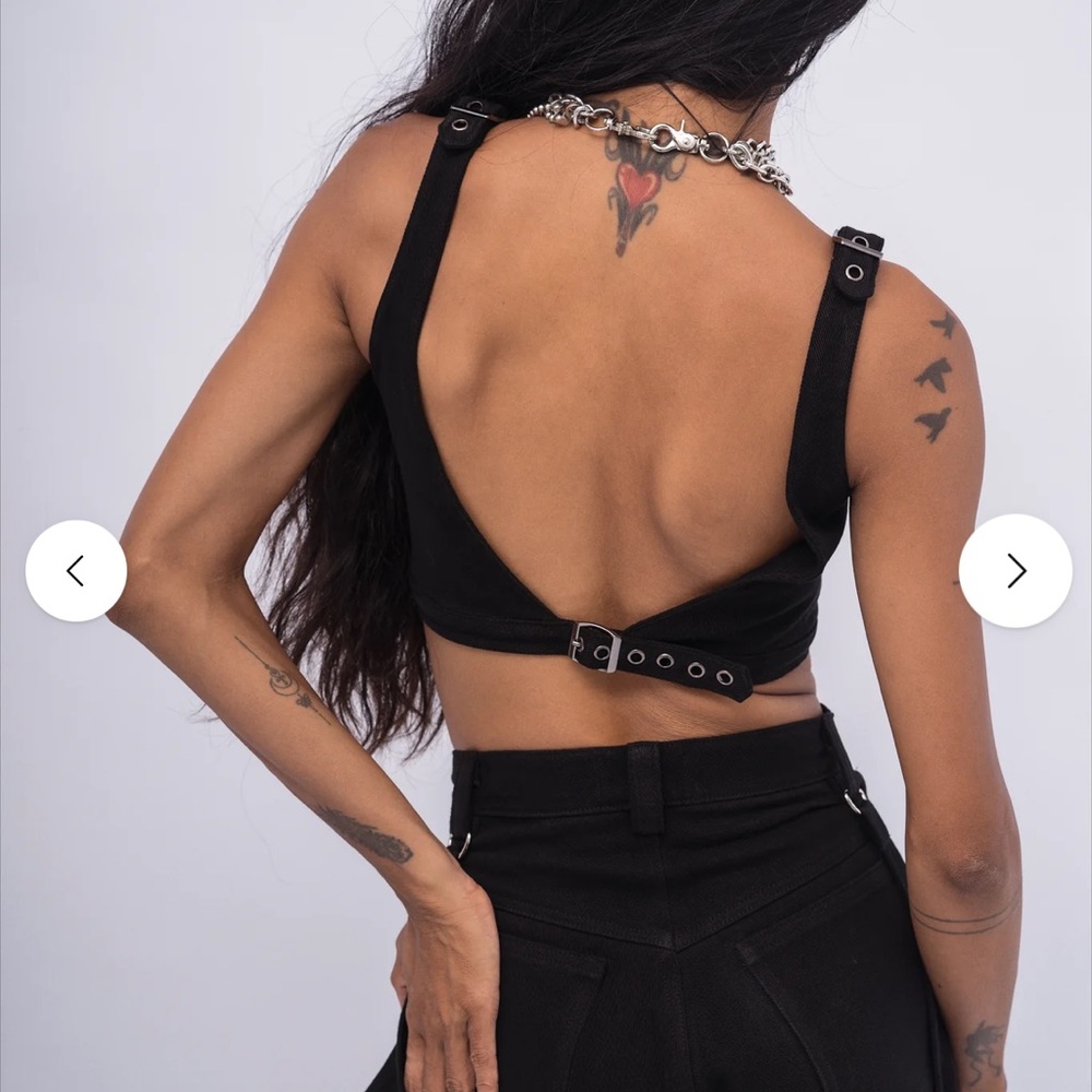 Elegant Black Women's Tank Top